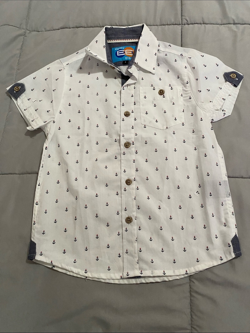 Eighty Eight White Short-Sleeve Button-Down with Navy Anchor Print